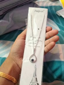 Set of 2 Elegant Necklaces