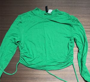 backless green top