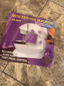 SKU MINI SWEING MACHINE