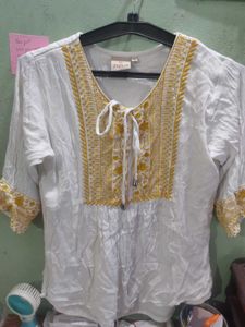 White Embroidered Kurta
