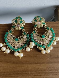 Exquisite Green & Pearl Drop Earrings