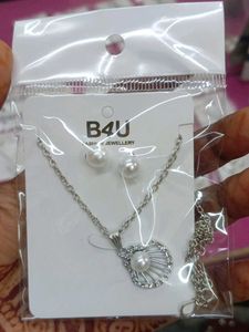 Cute Pendant Necklace &amp; Earring Sets