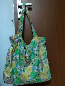 Floral Print Shoulder Bag