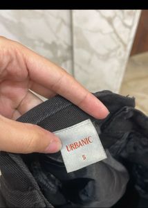 black urbanic jeans
