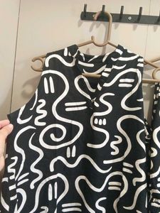 Stylish Black &amp; White Printed Co-ord Set