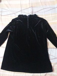 Chic Black Velvet Tunic