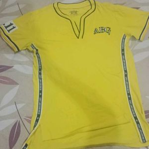 Men's Yellow Graphic T-Shirt
