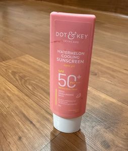 DOT &amp; KEY Watermelon Cooling Sunscreen