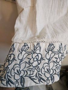 Elegant Embroidered Kurta and Pants Set