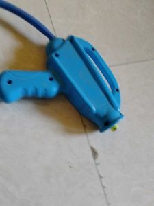 Disney Frozen Backpack Water Squirt Gun Toy