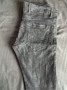 Men's Black Distressed Denim Jeans