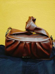 Brown  leather Handbag