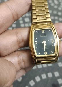 Roches Quartz Watch