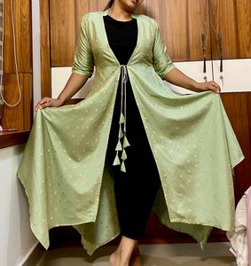 Sea Green Shrug|Price ⬇️ by 46‼️