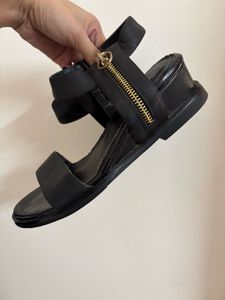 Stylish Black wedge with Gold Zipper