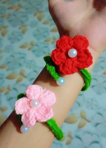 🌷Handmade Flower Bracelets (Set of 2)✨🕊