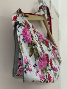 Backless Floral Print Halter Neck padded Blouse
