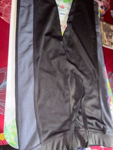Gym Black Leggings with Side Stripe