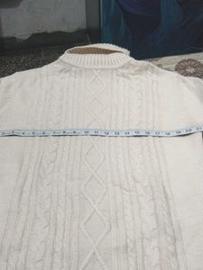 Elegant Cable Knit Turtleneck Sweater