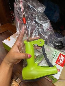 New Hand Blender