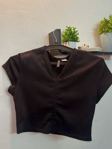 H&M Black Ribbed Crop Top