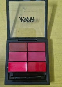 BRAND NEW Nykaa Lip Palette - Sealed with a Kiss!