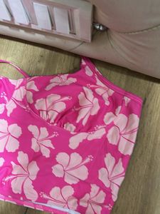 Pink Hibiscus Print Cropped Top