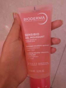 face cleanser