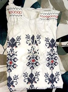 Embroidered White Cotton Kurta