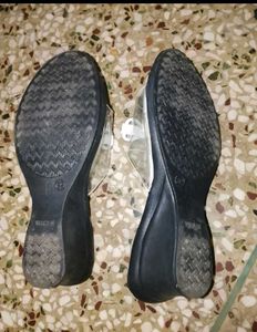 Sparkling Bow Sandals