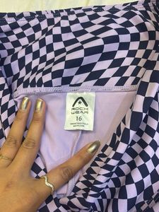 Trippy Checkered Leggings gym wear