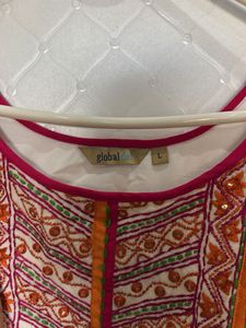 Globle Desi White Kurta with Embroidered Neckline