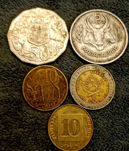 Foreign Coins Set For Students (5 Pcs)