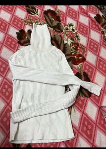 Pack of 2 - Striped &amp; White Turtleneck Sweaters