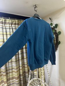 💙 Blue Graphic Sweatshirt