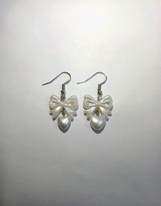 🎀 Trendy Handmade Pearl Bow Earrings with Heart✨