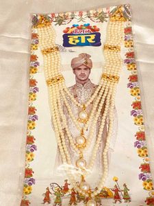 Exquisite Pearl and Gold Groom Necklace