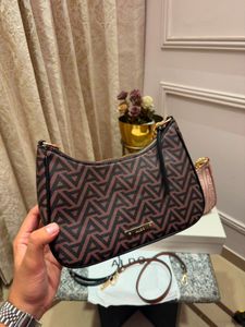 Stylish Aldo Shoulder Bag with Gold Chain
