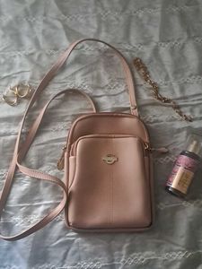 pink sling bag 💘