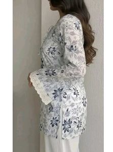 Floral Print Kurta with Lace Sleeves