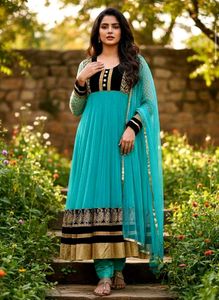Stylish Anarkali Suit 💠🖤