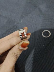 Butterfly Cutout Ring Set