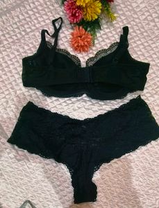 Black Lace Bra and Panty Set