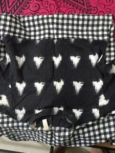 Black &amp; White Printed Kurta (Women's)