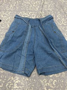 Stylish Blue Denim Shorts