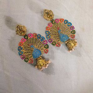 Peacock Dangle Earrings 🦚