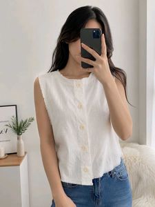 Casual White Sleeveless Top