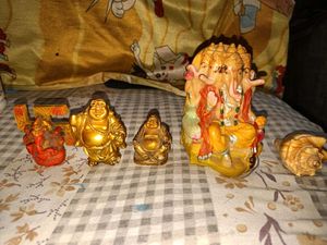 Set of 5 Decorative Figurines