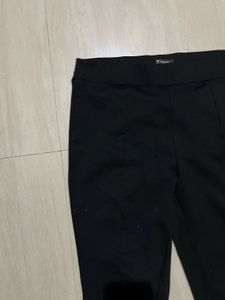 Classic Black Skinny Pants