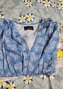 Blue Floral Print V-neck Ruched Top